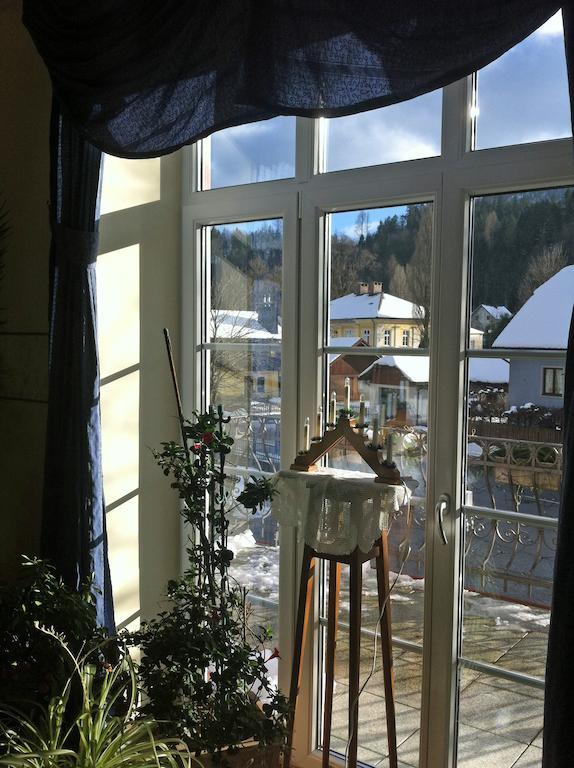 Gasthof Zum Niederhaus - Familie Perthold Sankt Aegyd am Neuwalde ภายนอก รูปภาพ